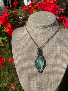 Transcendent~ Labradorite Pendant